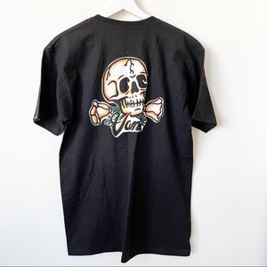 VANS Off The Wall Skull and Roses Graphic Tee Shirt NWT